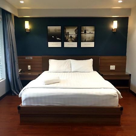 Reddoorz Premium Cloud 9 An Nhon Hotel Хошимин Екстериор снимка