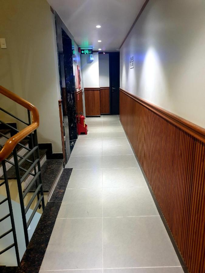 Reddoorz Premium Cloud 9 An Nhon Hotel Хошимин Екстериор снимка